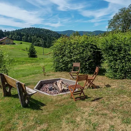 Cozy Farmhouse In With Meadows Near Сasa de vacaciones Herrischried